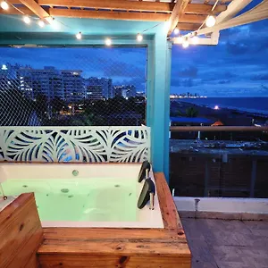 Avadia Del Mar Apartahotel