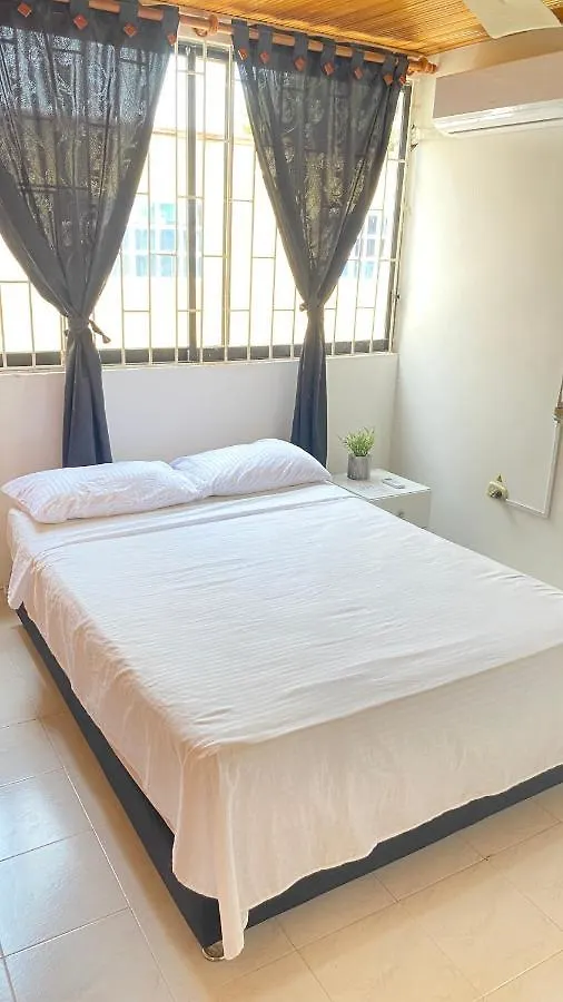 Aparthotel Habitaciones Cerca Al Aeropuerto 2 Cartagena Colombia